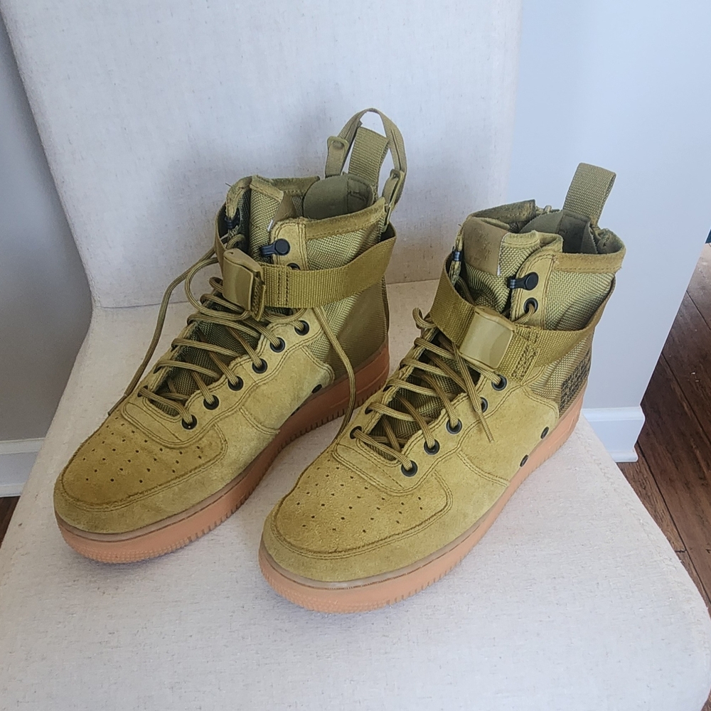 Men's Nike Air SF AF1 MID Desert Moss